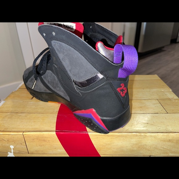 Jordan DMP 7 (Men’s Size 10) Will Sell Separately - Picture 15 of 16